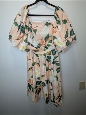 Beulah Women's Peach Floral Puff-Sleeve Lined Midi Dress Large NWT Brunch Classy